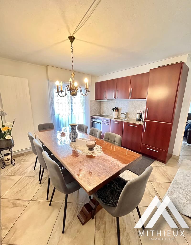 Bel appartement 4.5 Pces de 100 m² au coeur de Chamoson (4)