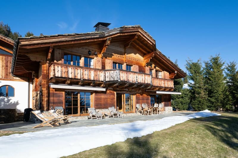 Magnifique chalet 6.5 pièces à Crans-Montana (1)