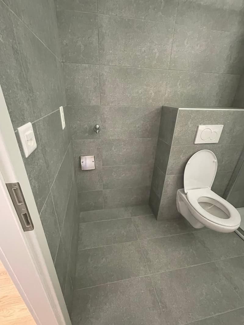Moderne, helles Studio mit Innenparkplatz / MALOC-IMMO (9)