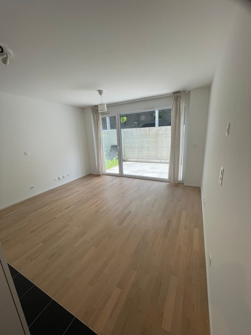 Moderne helles Studio mit Terrasse / MALOC-IMMO (2)