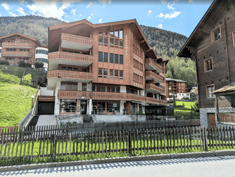 2.5 Zimmerwohnung in Zermatt / Appartement de 2.5 pièces à Zermatt (2)