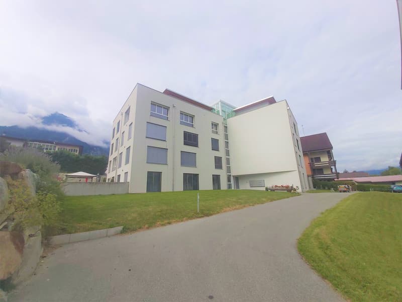 Grosszügige 2 1/2 Zimmerwohnung in Susten - (D14) (8)