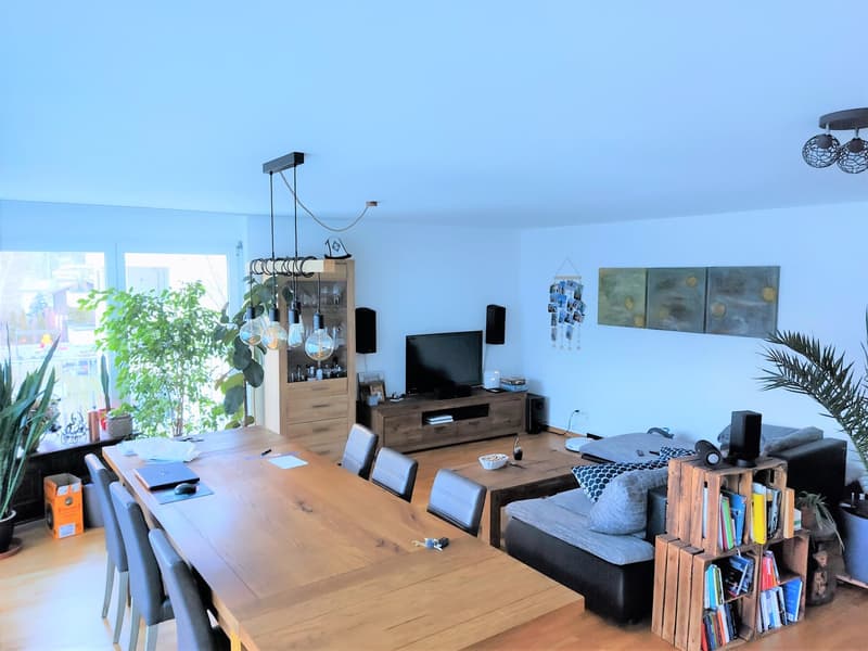 Wunderschöne 3.5 Zi-Wohnung im Erdgeschoss in Visp West (R-C5) (2)