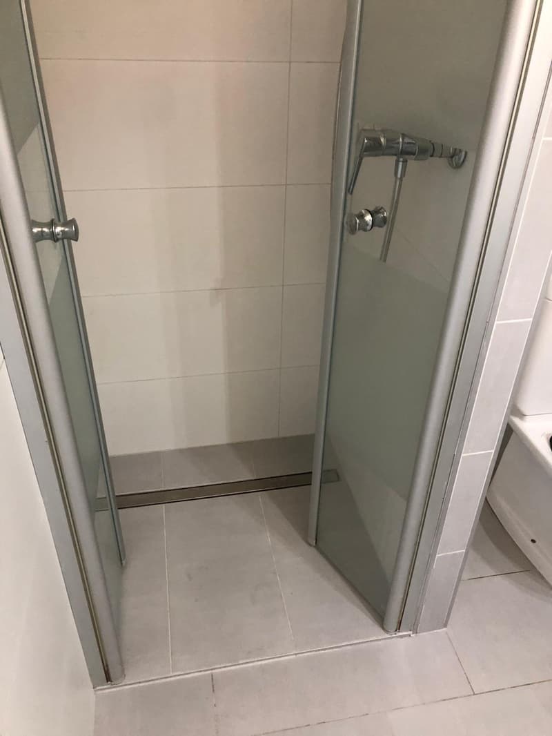 Charmant studio de 1.5 pièces avec vue lac à Neuchâtel (7)