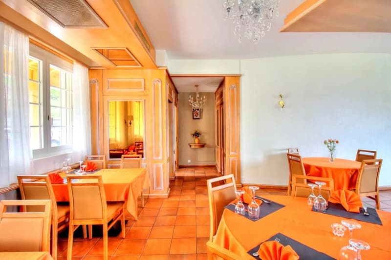 Restaurant avec logement et fort potentiel à Vex (6)