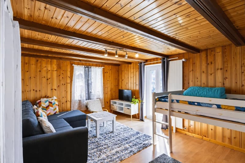 Ensemble de deux appartements avec terrain à Isérables (13)