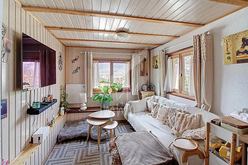 Small renovated house - Choex close to city center (2)