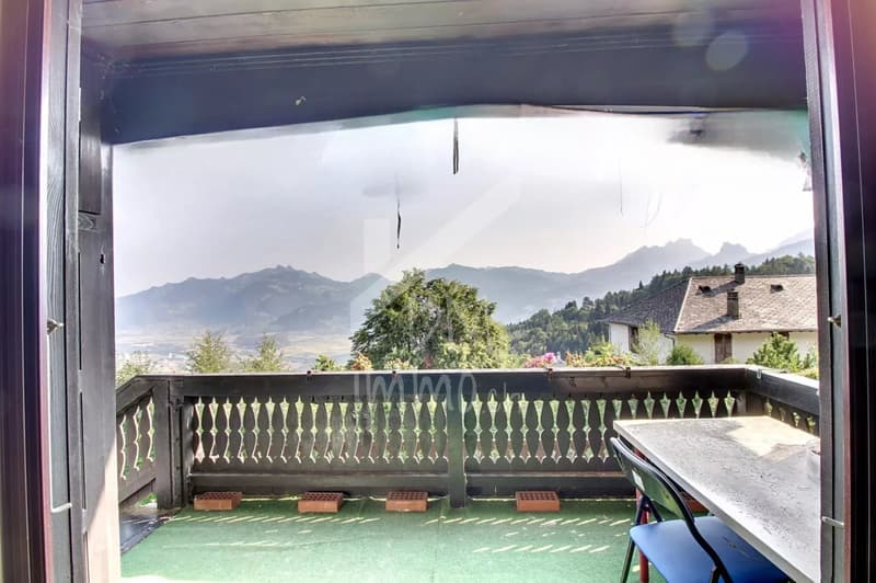 Chalet en madriers, vue lac Léman et montagnes - Vente aux étrangers OK (12)