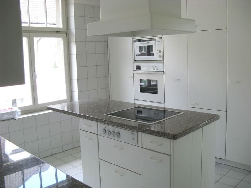 Exklusive 4.5 Zimmer-Wohnung in Jugendstilhaus am Rosenberg (5)