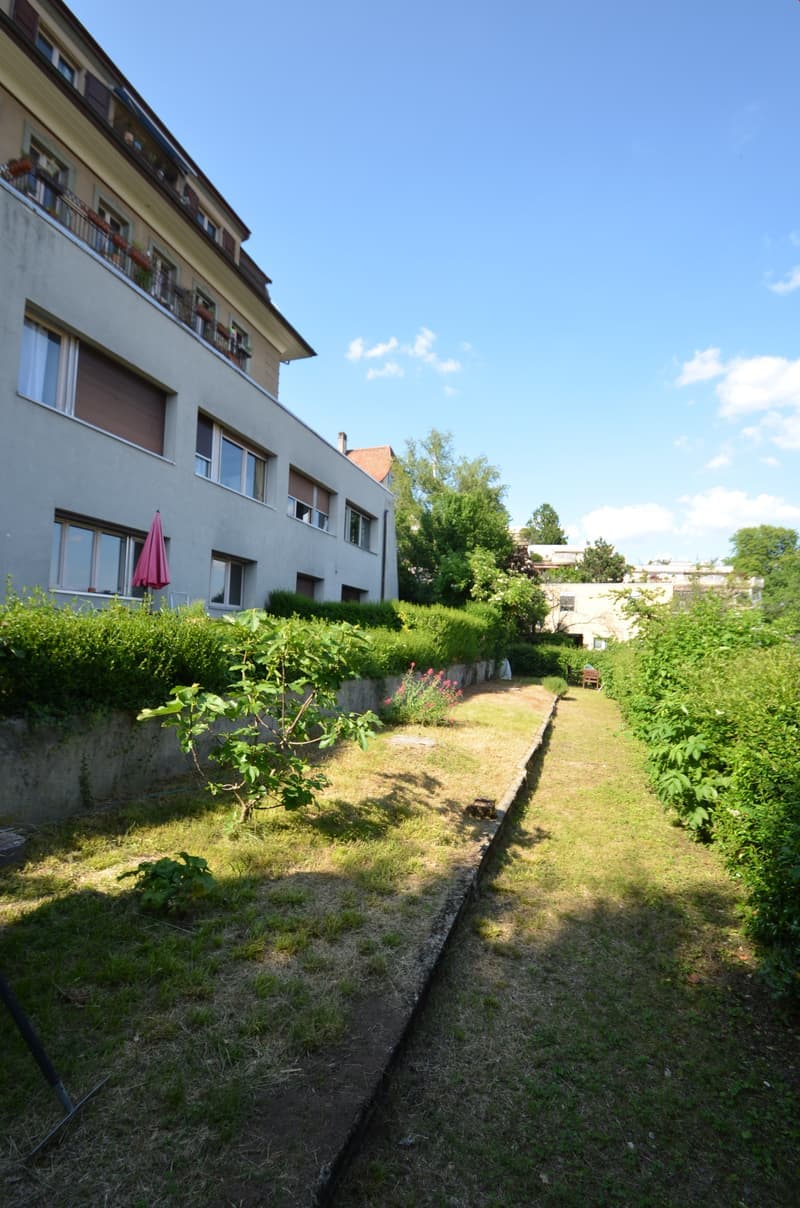 Appartamento affascinante con accesso privato in un quartiere residenziale tranquillo (9)