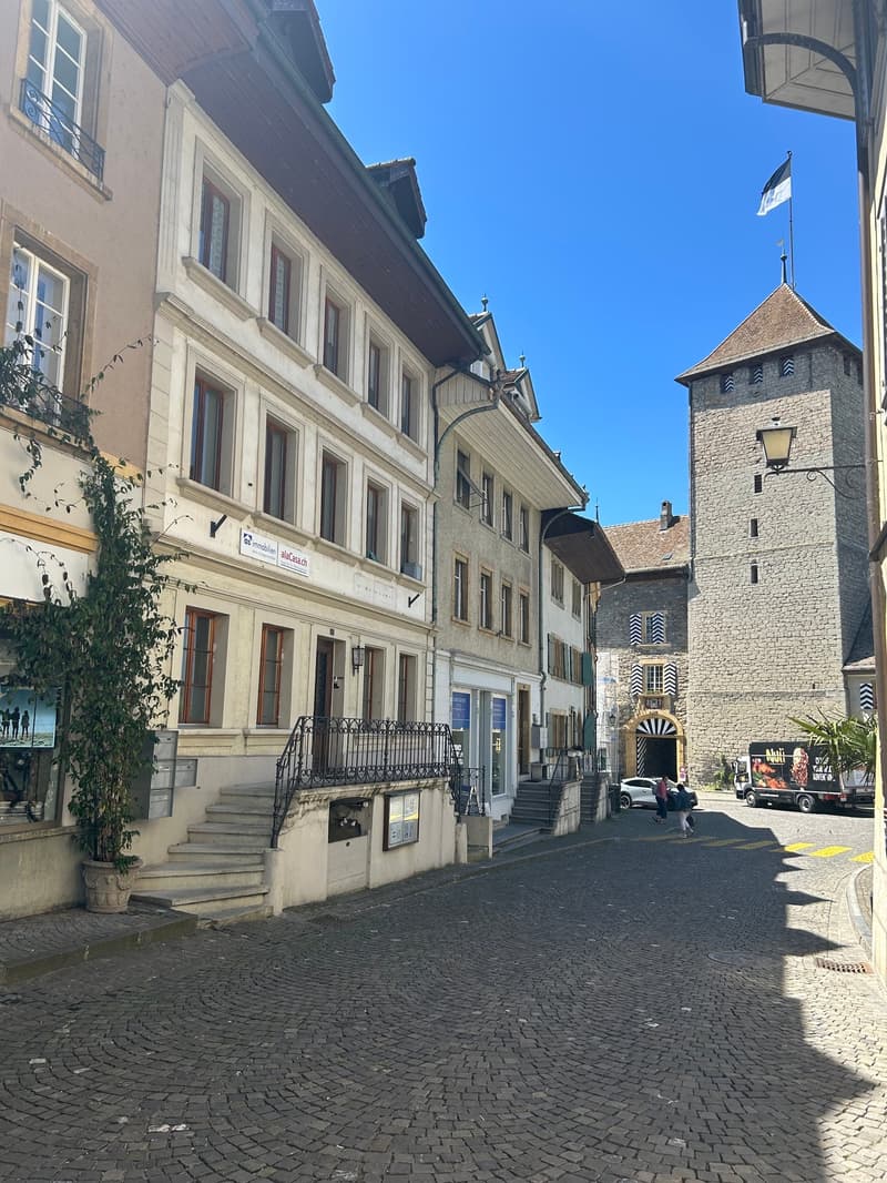 2-Zimmer-Büro-/Praxisfläche im Herzen der Altstadt Murten (1)