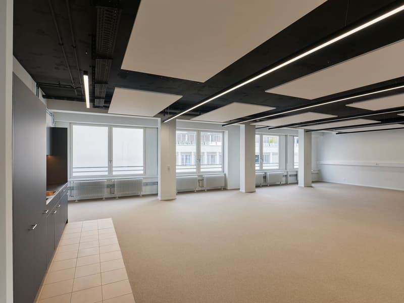 Modern office space in Biel – 482 m², flexibly usable (5)