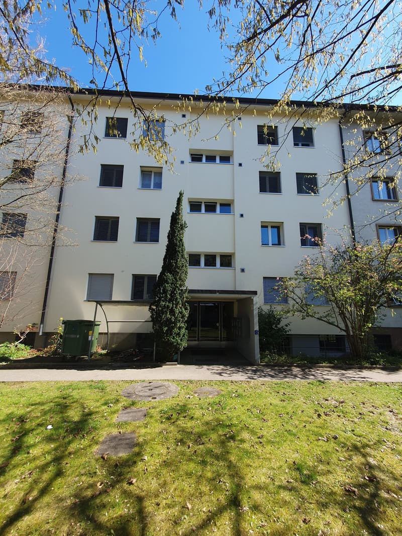 Appartement lumineux au cœur de Bern-Bümpliz (2)
