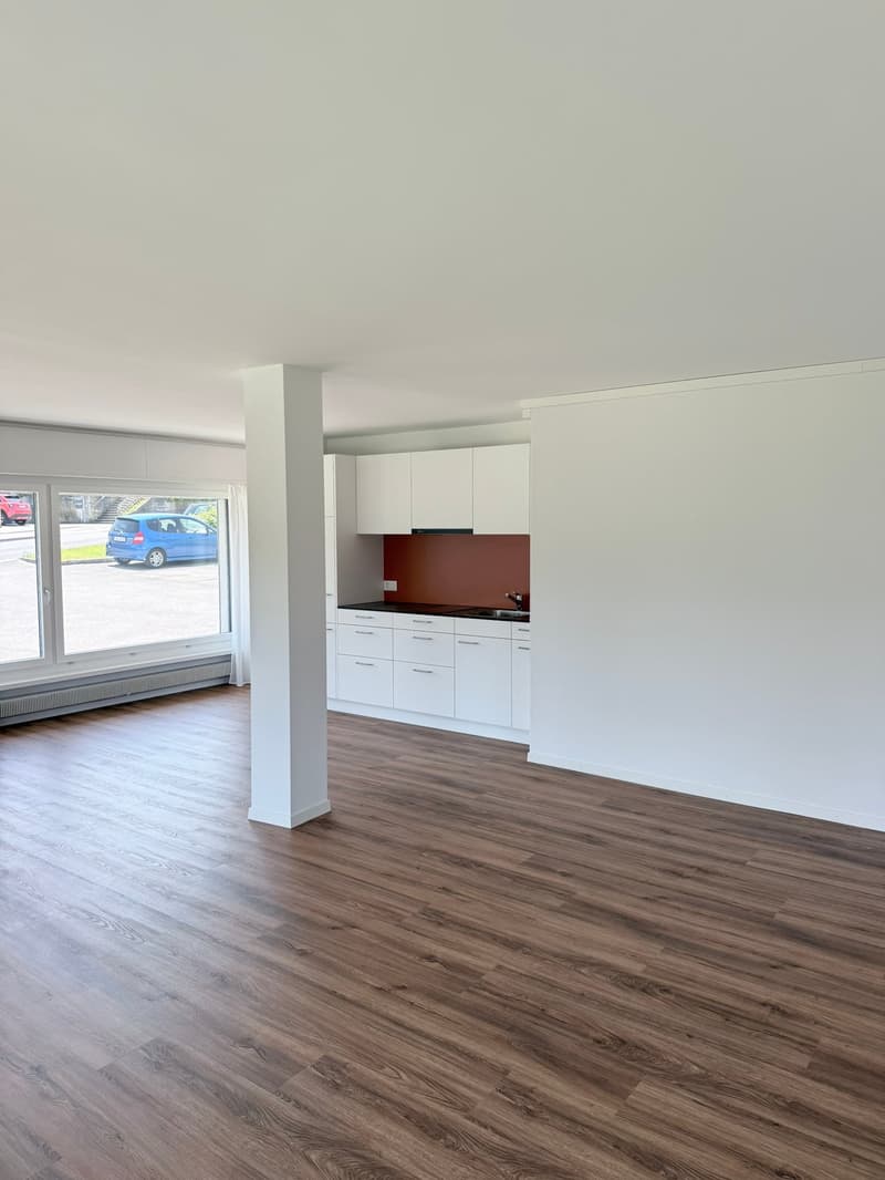 Charming commercial space with versatile usage options in Bösingen (7)