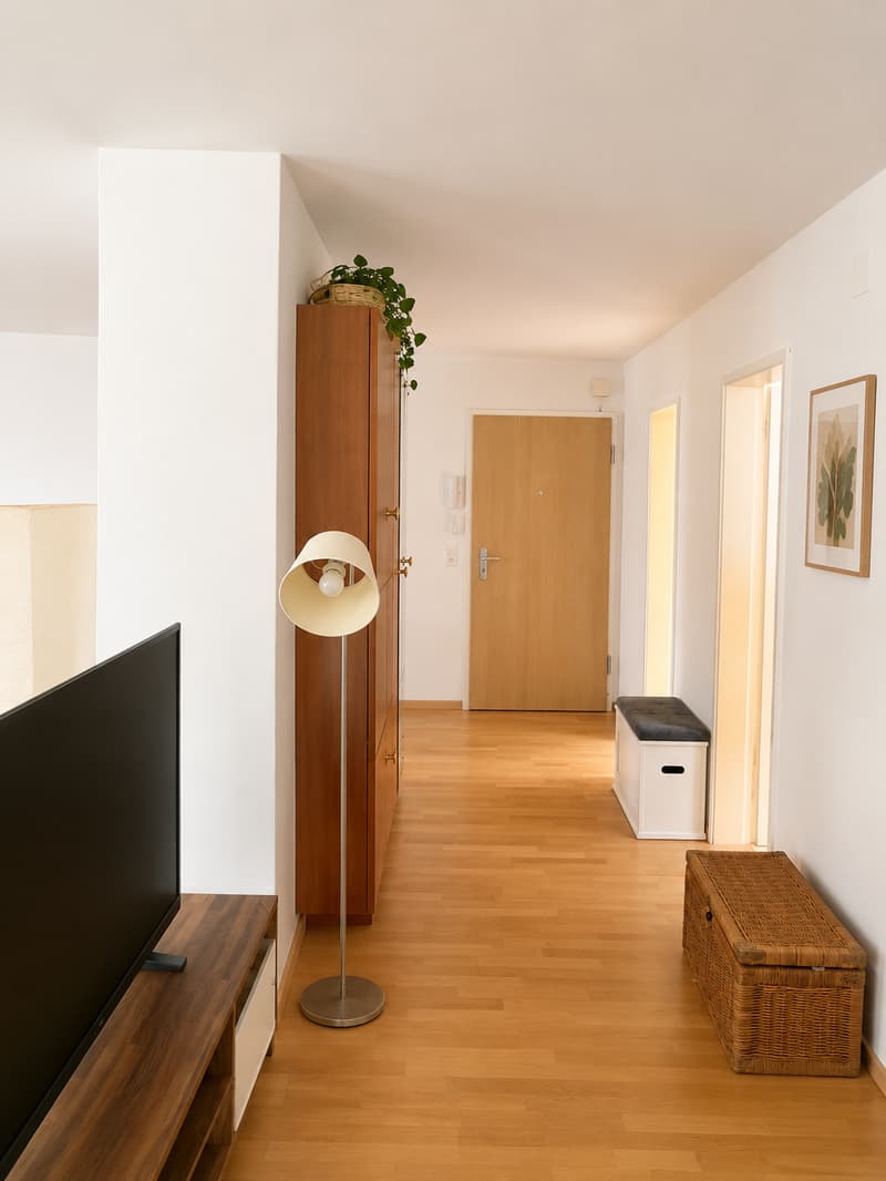 Appartement spacieux 5.5 pièces avec balcon dans un quartier calme – Bettlach (3)