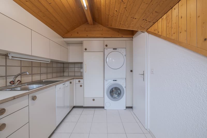Affascinante appartamento di 3½ locali in un quartiere tranquillo e familiare a Worb (11)