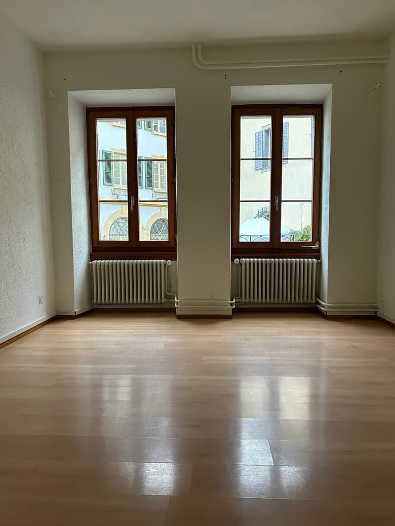 Büro-/Praxisflächen in der Altstadt Murten – ideal für Co-Working, Pop-Ups oder temporäre Nutzung (4)