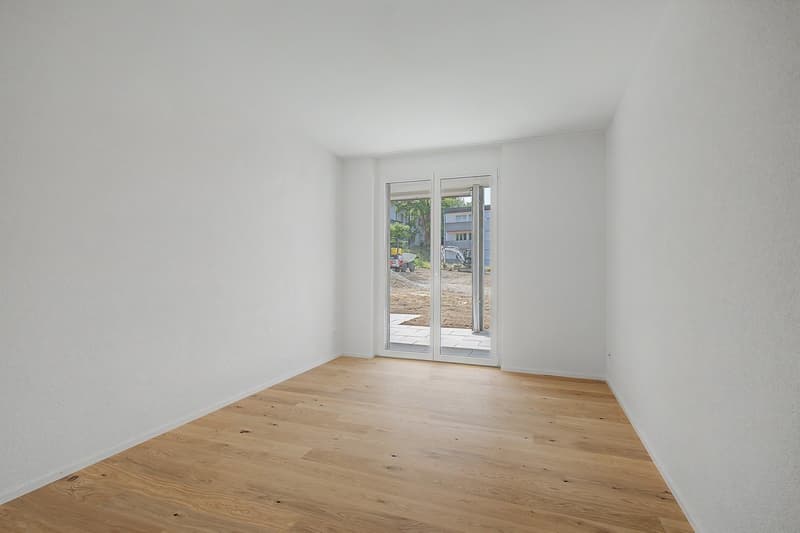 Living in the Park – 4 Apartments. 1 Chance. Secure Now. (8)