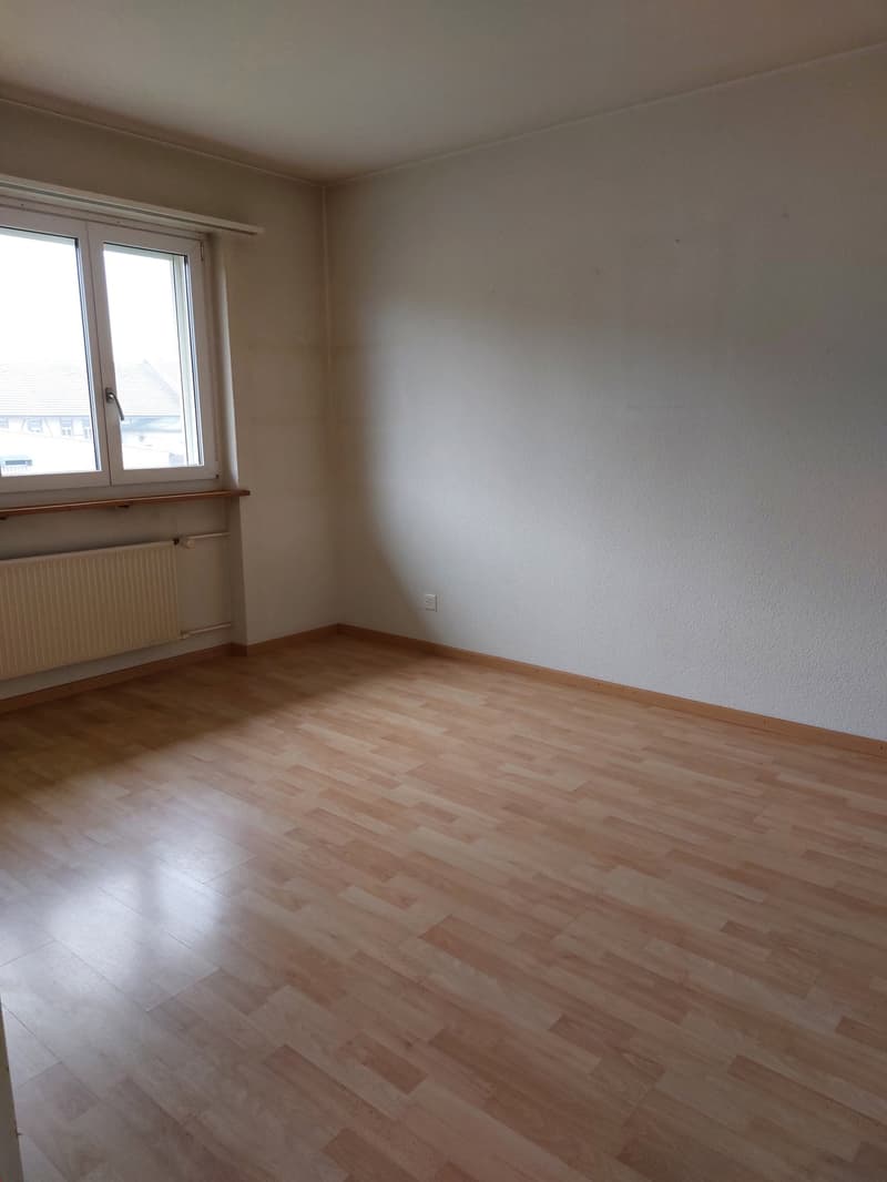 Preisgünstige Wohnung in Laupen (5)