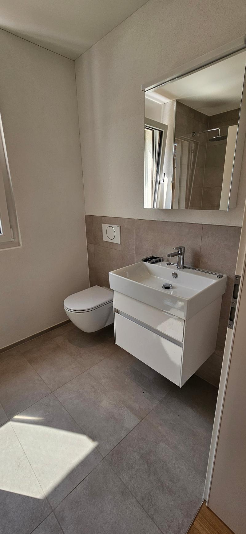 Erstbezug: Exklusive 4.5-Zimmer-Neubauwohnung mit grosser Terrasse in Kerzers (9)