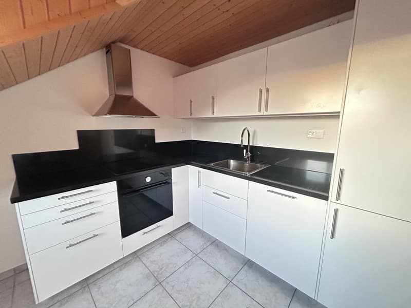 Gemütliche 2½-Zimmer-Galeriewohnung in Ittigen - schöne Wohnung zentral und doch ruhig (1)