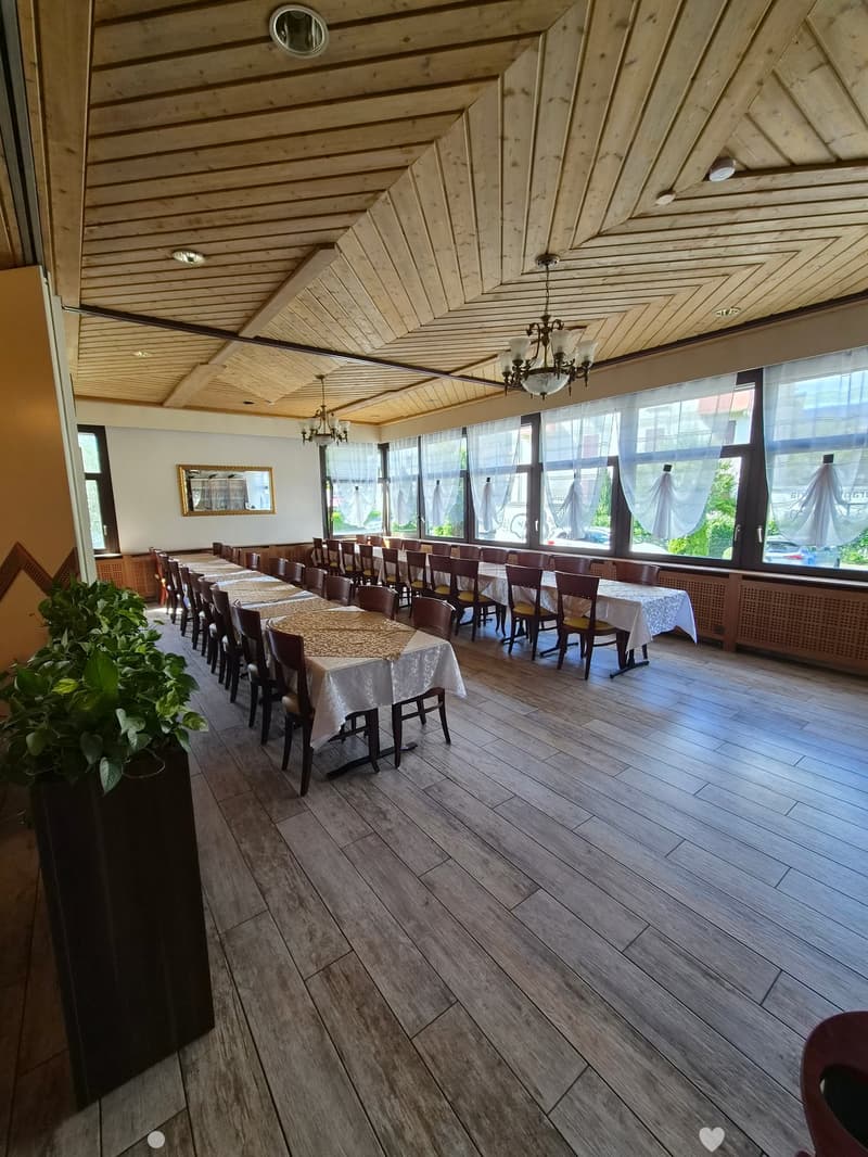 Erfahrene/r und innovative/r Pächter/in für gepflegtes Restaurant in Biel gesucht (1)