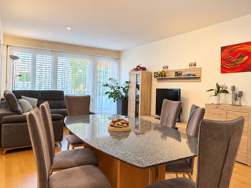 helle 4-Zimmer-Wohnung mit Balkon in Bettlach zu vermieten! (6)