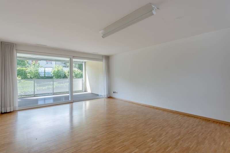 Alters- und rollstuhlgerechte 2.5-Zimmer-Attikawohnung (4)