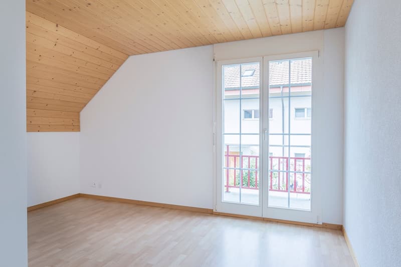 Gepflegte Doppelhaushälfte in Seedorf mit Wintergarten, Garten, Cheminée und Sauna (20)