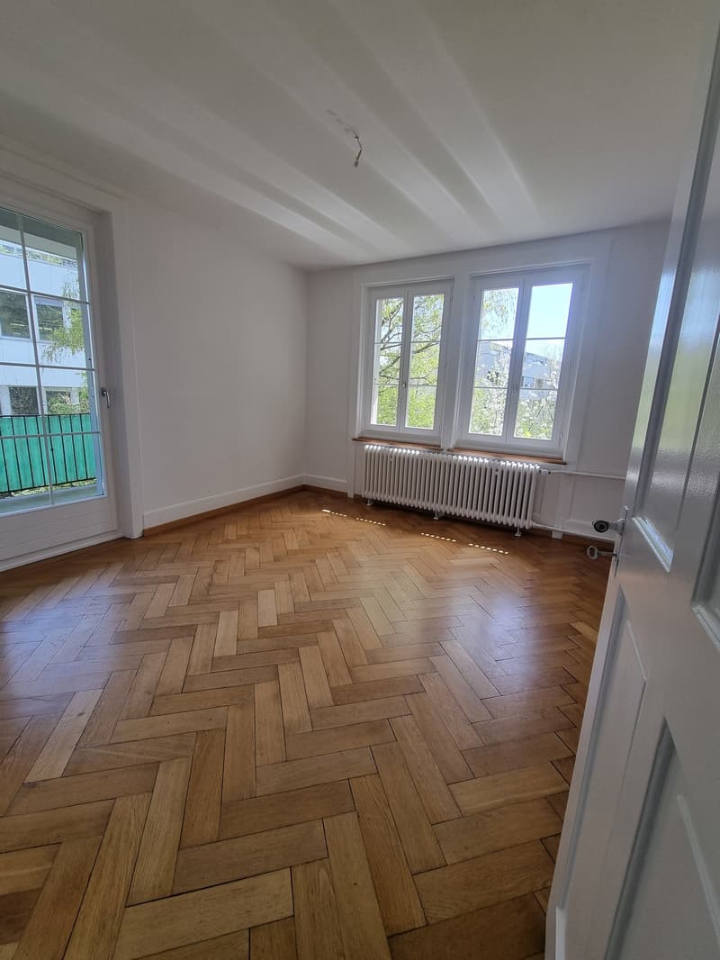 Charmante 3-Zimmer-Altbauwohnung mit Balkon in Bern-Bethlehem (3)