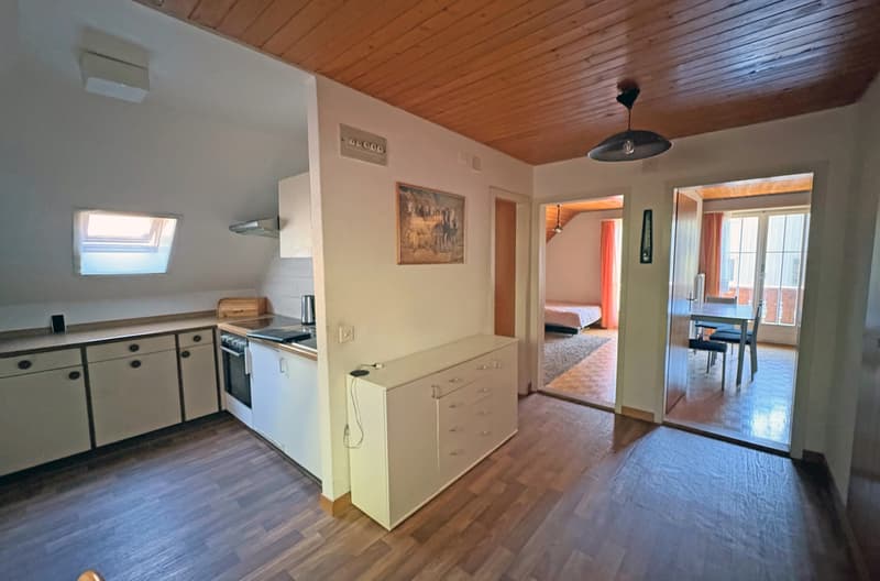 House with two apartments in Münchenwiler (7)