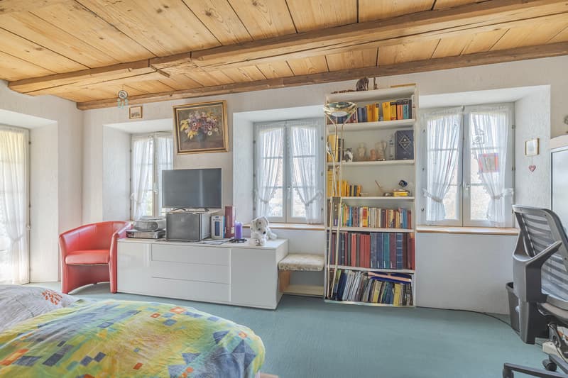 Charming Stöckli property with a far-reaching view...Bolligen (6)