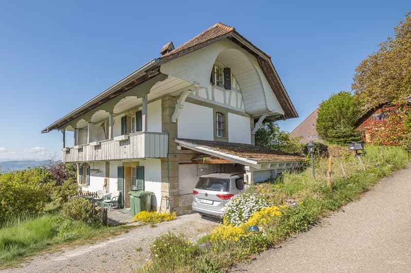 Charming Stöckli property with a far-reaching view...Bolligen (12)