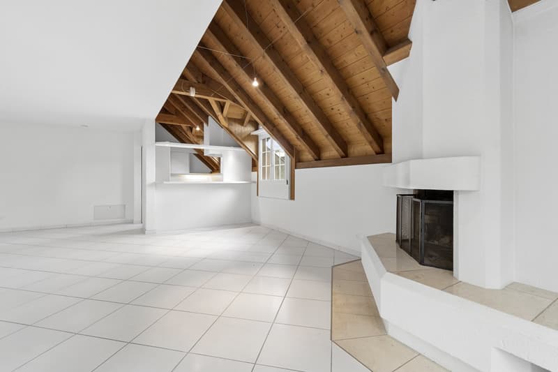 Non è proprio un appartamento, non è proprio una casa – Accogliente maisonette di 4,5 locali (2)