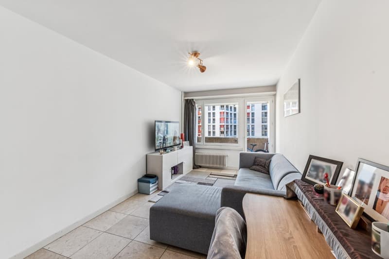 EXCLUSIVE - Spacious 4-room apartment with balcony (4)
