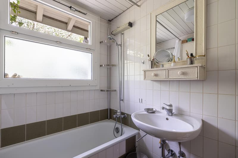 Exceptional! Corsier-Port house to renovate, 2 steps from the lake. (8)