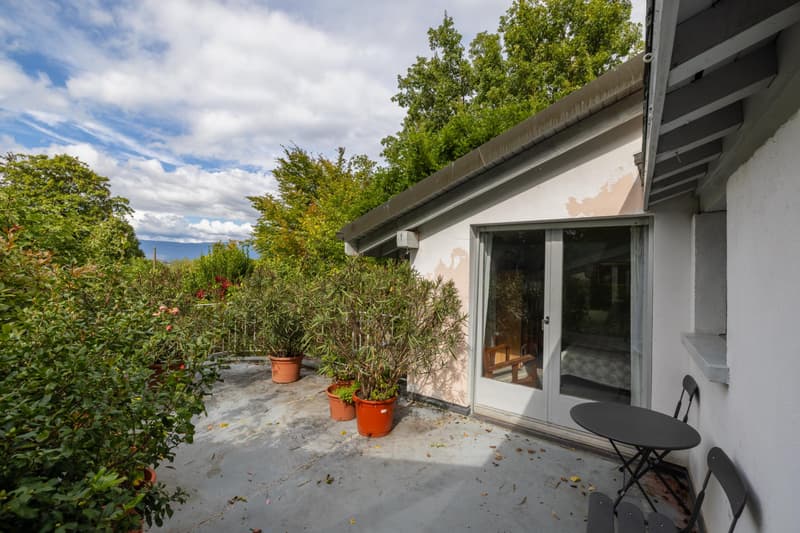 Exceptional! Corsier-Port house to renovate, 2 steps from the lake. (12)