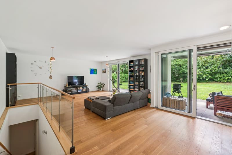 MAGNIFICENT APARTMENT WITH 4 BEDROOMS & 1300 M² OF GARDEN! (3)