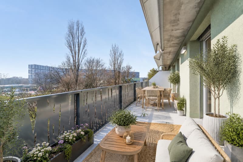 Exclusivité : attique traversant de 5 pièces avec généreuse terrasse et balcon (10)