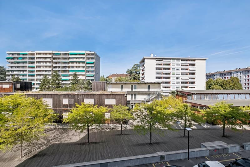 Exclusivité ! Bel appartement contemporain avec terrasse au centre ville (12)