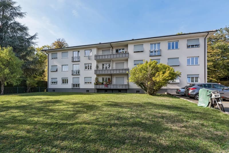 En exclusivité - Appartement de 5 pièces à proximité immédiate du Lac (1)