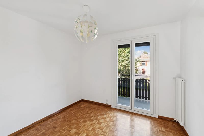 En exclusivité / Ravissante maison familiale en pignon avec vue sur le lac (7)