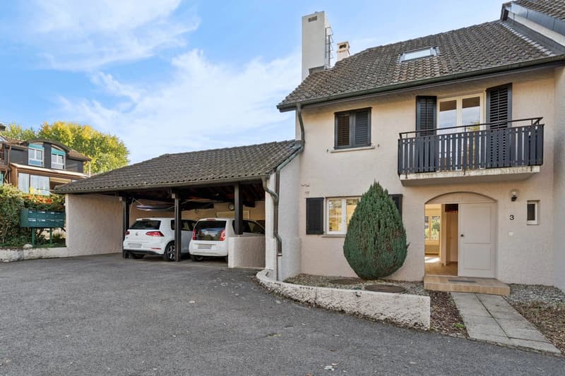 En exclusivité / Ravissante maison familiale en pignon avec vue sur le lac (1)