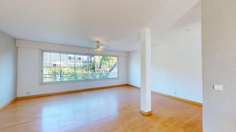 Villa 3 bedrooms, 3 bathrooms, garden, in a pool residence - close to Geneva (2)