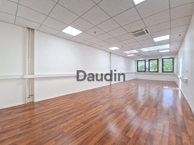 Office of approx. 97m2 in Meyrin (3)
