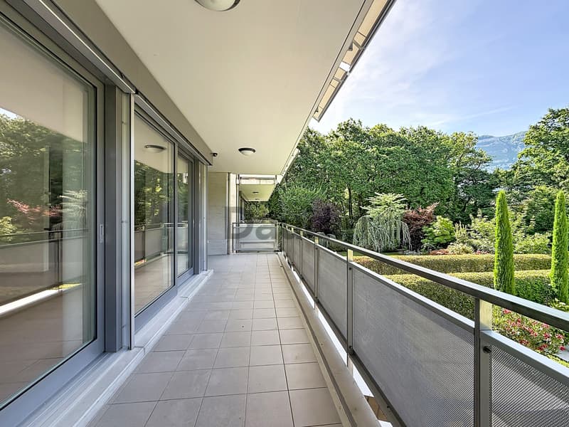 4 Zimmer mit Terrasse in einer grünen Oase in Vessy (2)