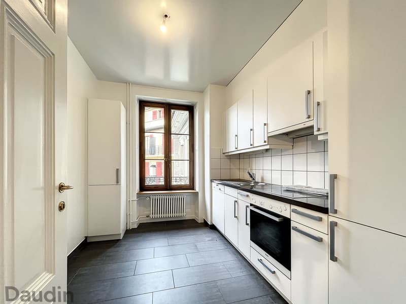 Appartement de 6 pièces dans le quartier Philosophes-Bastions (4)