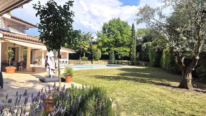 Rive gauche - Villa individuelle avec piscine. (4)