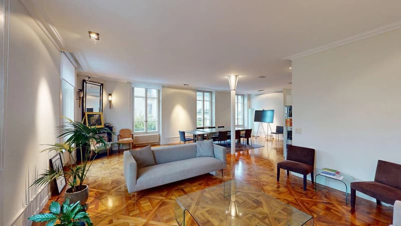 Maison de maître privée & adresse exceptionnelle (5)