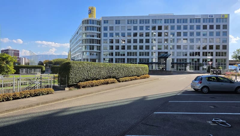 FURNISHED OFFICES ON HIGH FLOOR ? BLANDONNET (1)